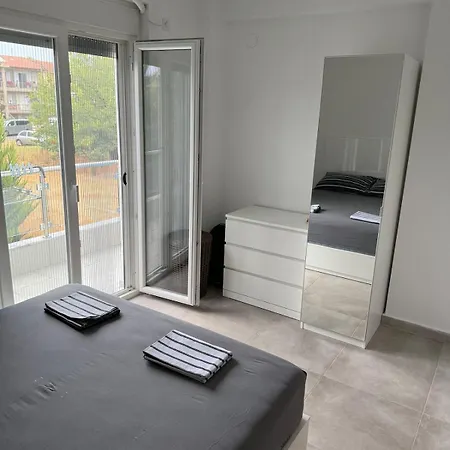 Ourhousebythesea Apartament *